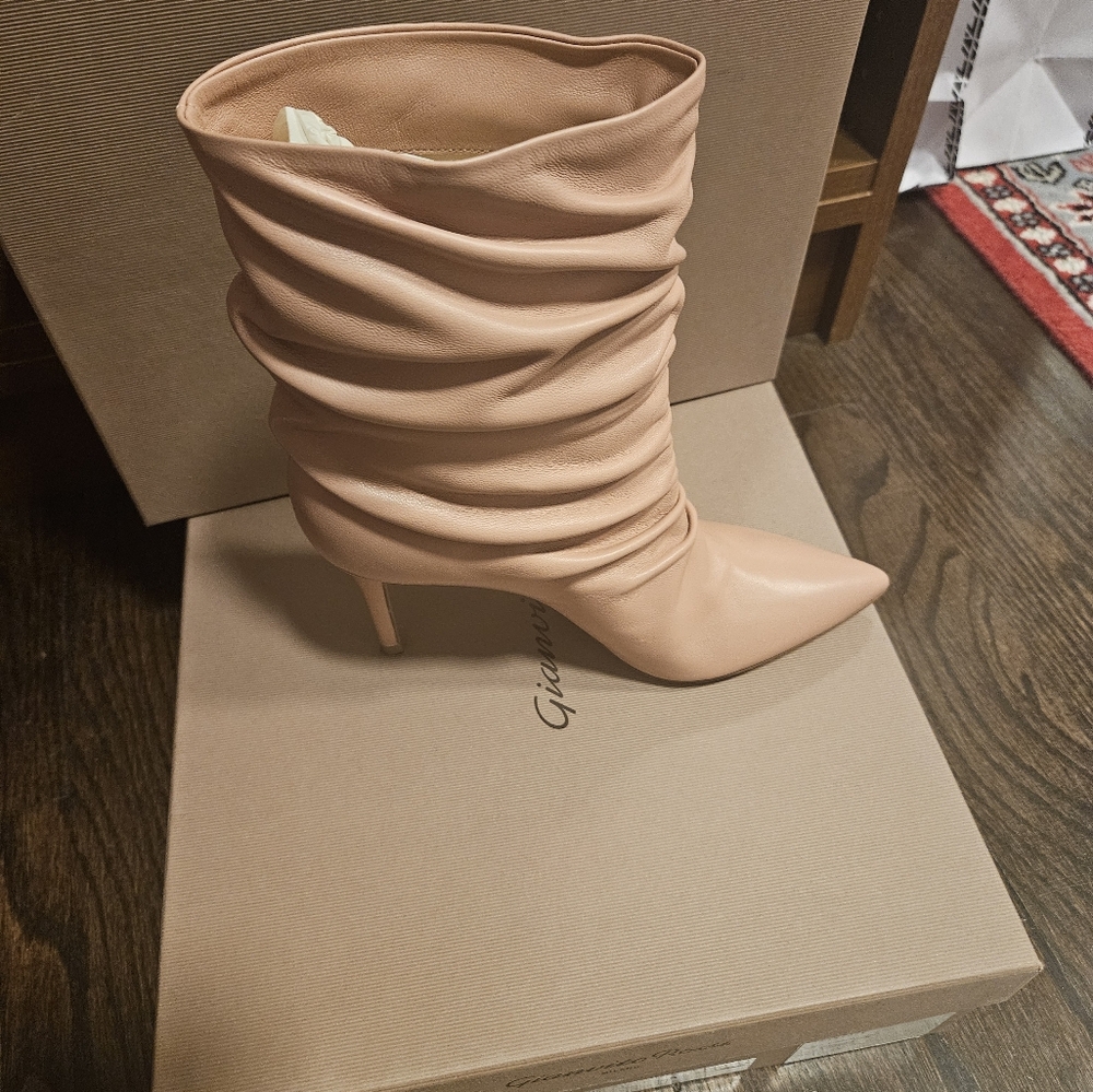 Gianvito Rossi Cecile Leather Ankle Boots Size 36.5 - Picture 5 of 10